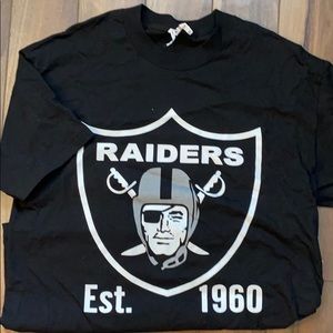 Raiders shirt Sz L